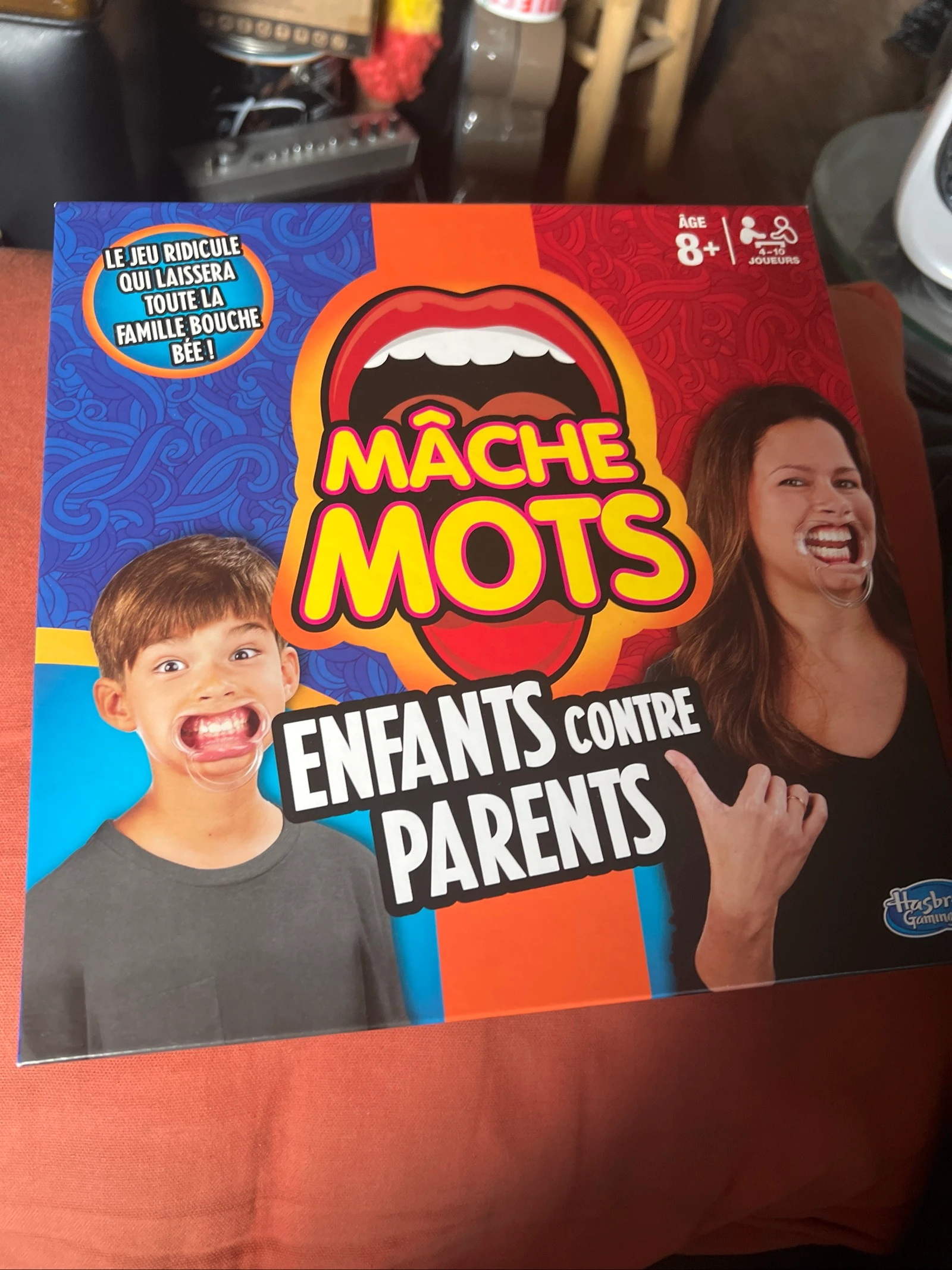 Jeu de société Mâche-Mots (Édition Enfants vs Parents) – Fous rires garantis !